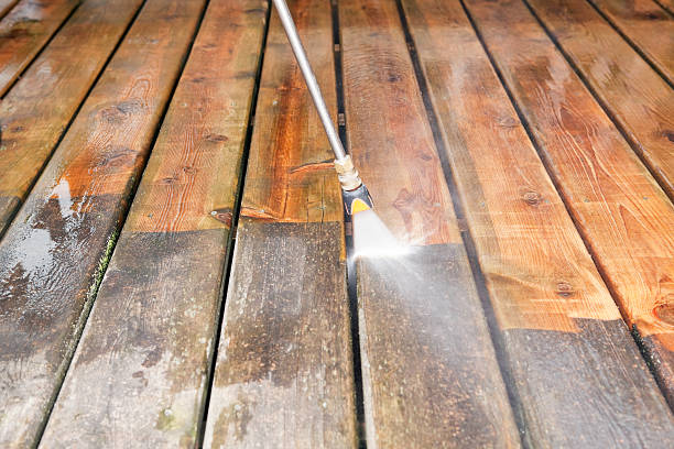 Garage Pressure Washing in Barnum Island, NY